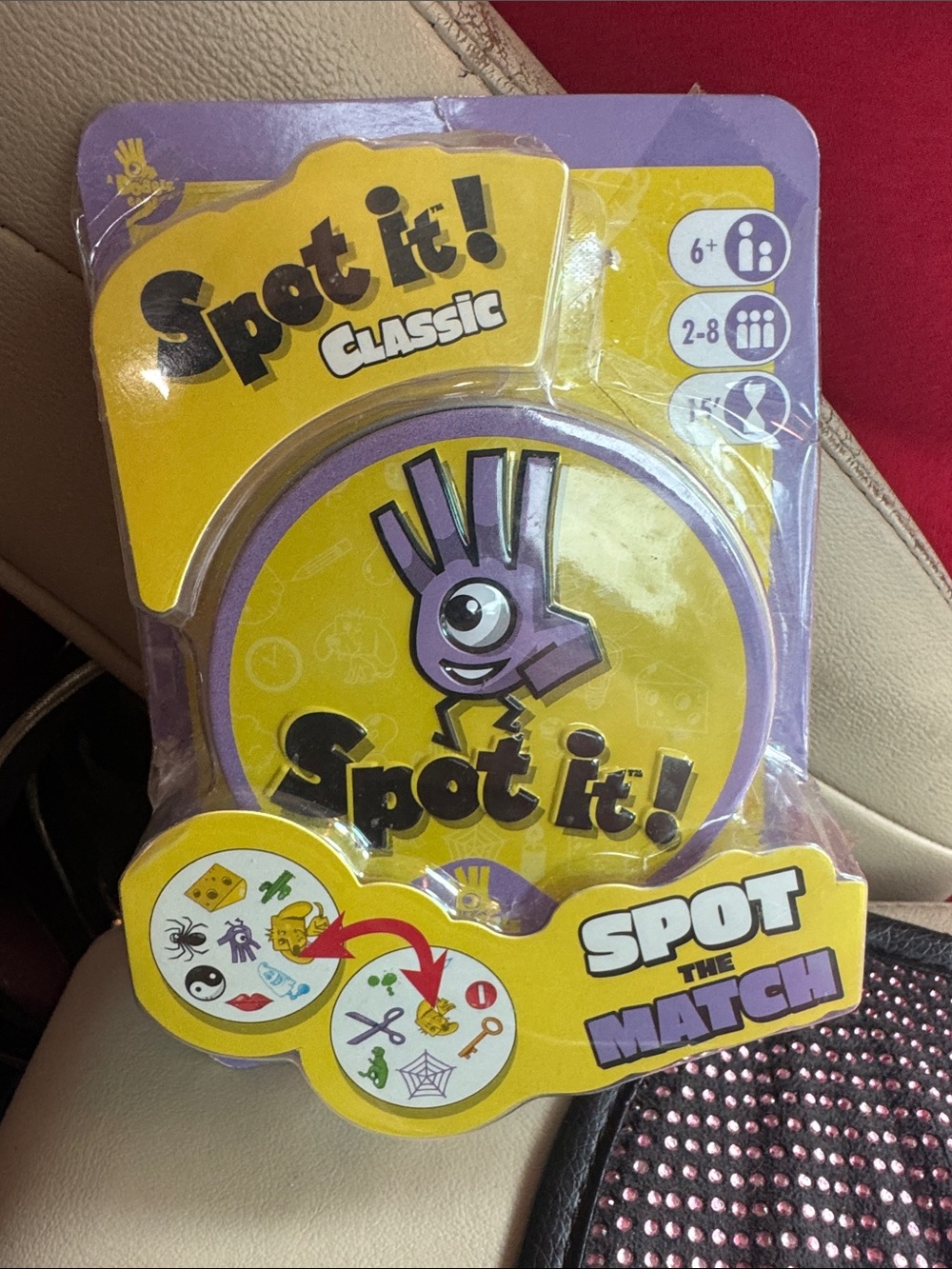 Spot it! Classic Card Game - Yellow & Purple (NEW)
